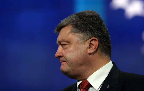 Работу президента Петра Порошенко полностью одобряют 2,6 процентов украинцев.