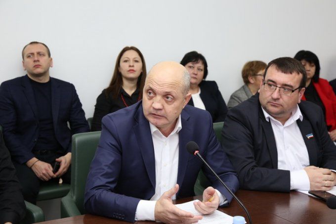 Депутат НСГ Сергей Чимпоеш президенту: Долг платежом красен.