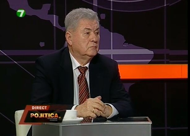 Воронин не дал ясного ответа на вопрос, кого бы он выбрал из двух кандидатов на пост премьера.