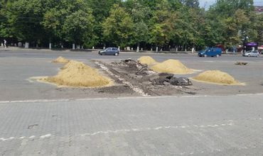 Lucrările de reparaţie pe bulevardul Ştefan cel Mare au fost oprite.