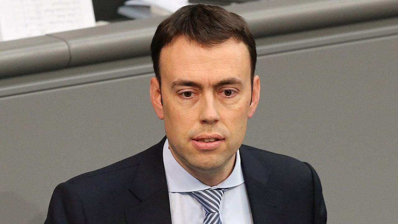 Депутат бундестага Германии Нильс Шмид.