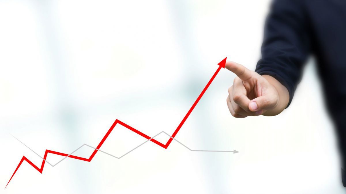 Expert-Grup prognozează o creștere a PIB-ului de 4-5%, în 2017. Foto: huffingtonpost.com