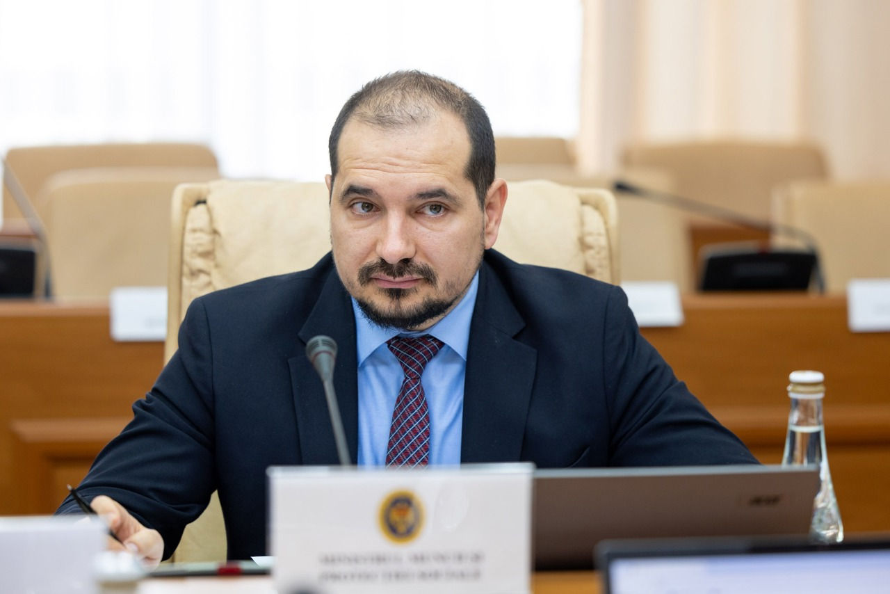 Бузу: Финансовую поддержку получат только добровольно объединившиеся примэрии.