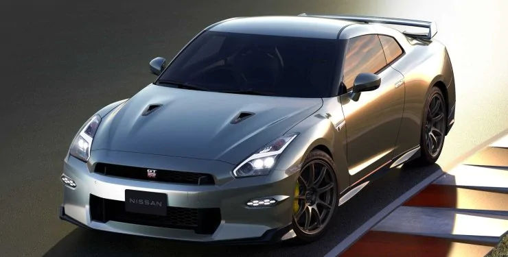 Nissan прекратит выпуск культовой модели GT-R.