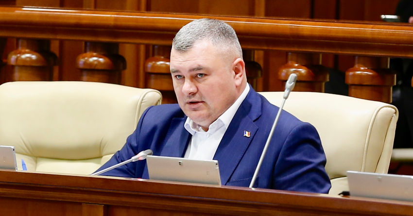 Новак о референдуме: Мы не знаем, что спросить у народа.