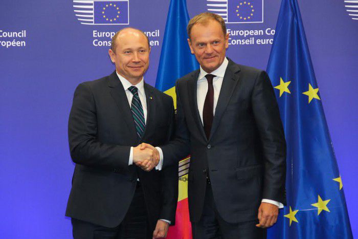 Premierul Valeriu Streleț, la prima întrevedere cu Donald Tusk la Bruxelles. Foto: gov.md