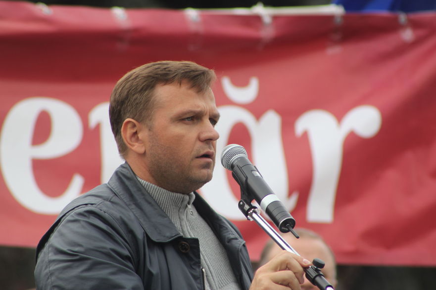 Мы знаем, что сегодня г-н Додон пытается продолжить политику Плахотнюка по разделению общества по этническому и геополитическому признакам.