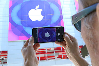 Аналитиков беспокоит зависимость Apple от продаж iPhone