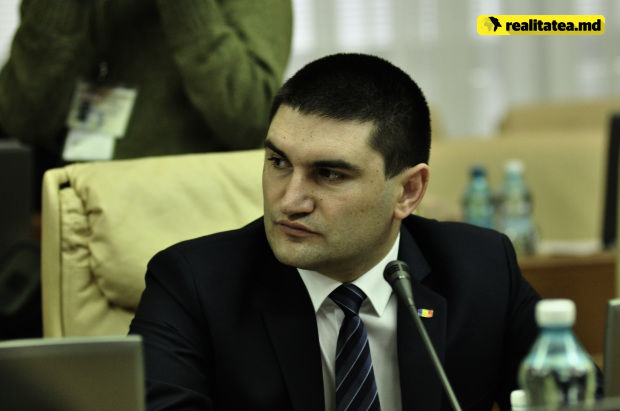 Ministrul Agriculturii și Industriei Alimentare, Ion Sula, va fi verificat de Comisia Națională de Integritate privind eventuala încălcare a regimului juridic al declarării veniturilor și proprietății.