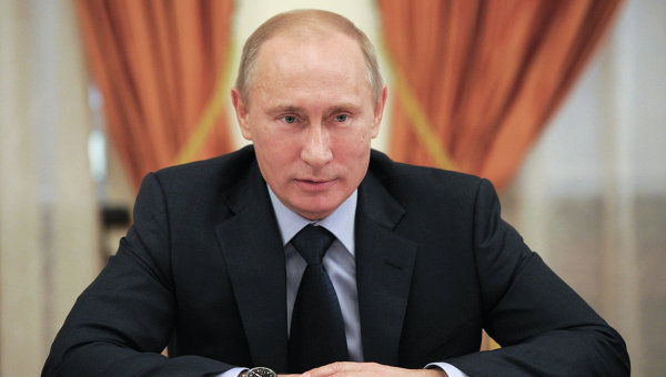 Путин будет получать зарплату из "санкционного" банка.   Фото: 112.ua