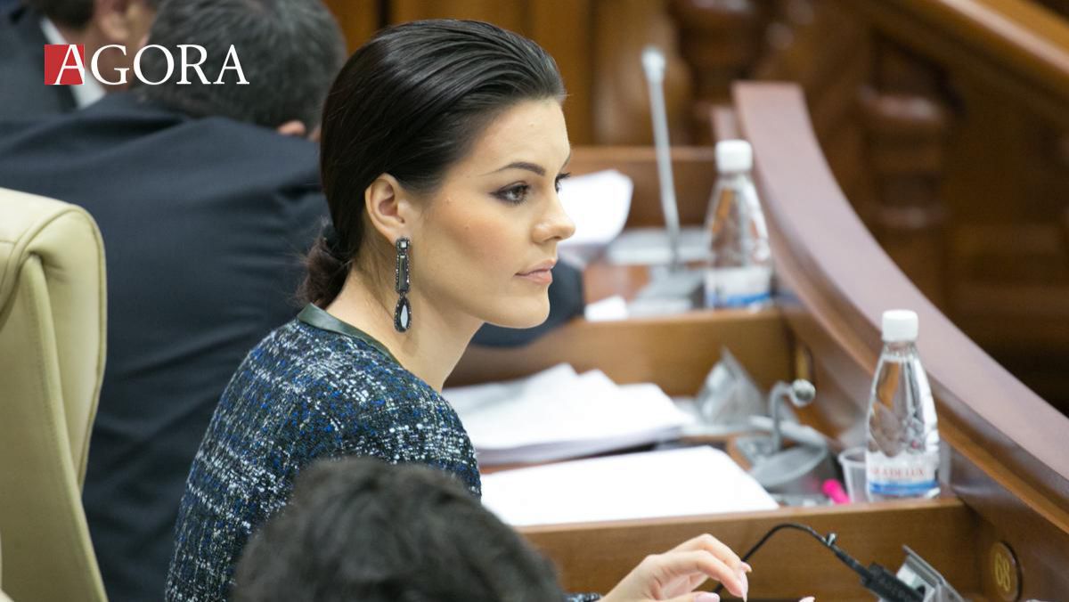 Alina Zotea susține că a fost agresată atât ea cât și asistentele care lucrează la fracțiunea parlamentară a Partidului Liberal.
