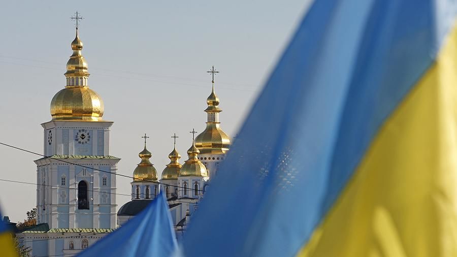 Выпускнице 9 класса запретили приходить на школьный выпускной из-за ее принадлежности к канонической УПЦ.