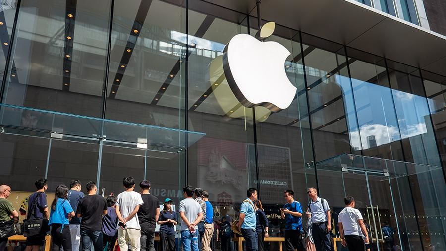 Власти США одобрили запросы Apple на исключение из пошлин против Китая.