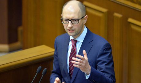 Arseni Iaţeniuk, urmează să întreprindă o vizită în Republica Moldova. Foto: rt.com