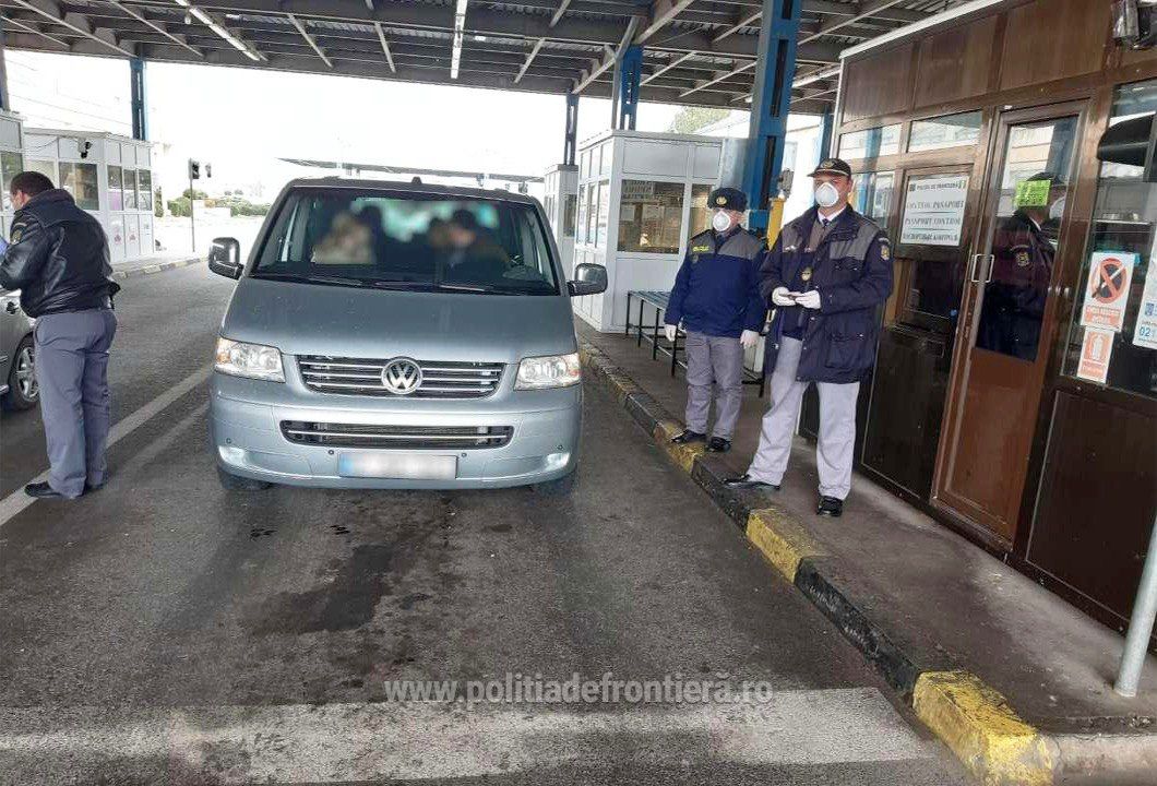 В Румынии на границе остановили молдавского водителя, нарушавшего закон.