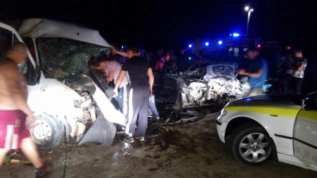 Oamenii legii au acum misiunea grea de a elucida cauzele unei tragedii cu iţe încâlcite.