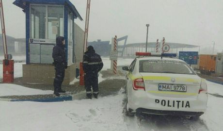 Circulaţia transportului este interzisă pe unele trasee spre Odesa. Foto: facebook.com