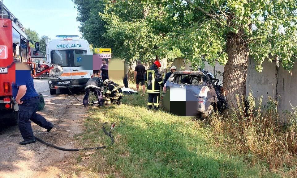 В Каларашском районе произошло ДТП: погибли два человека.