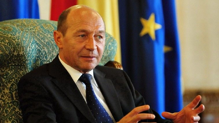 Траян Бэсеску назвал предложение Андрея Нэстасе детской выходкой.