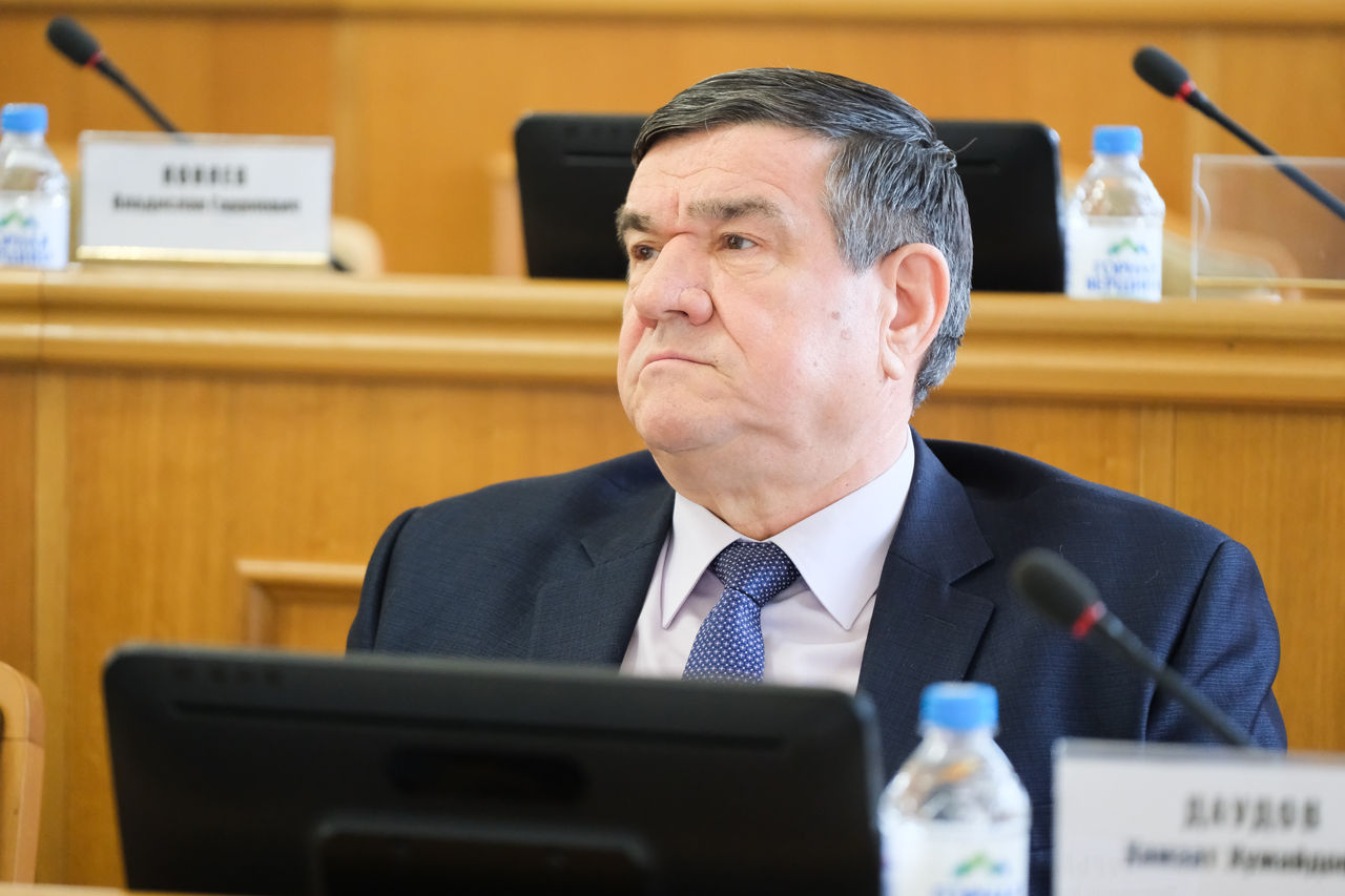 Un deputat din Rusia a propus să se prevadă în buget 10% pentru furturi.