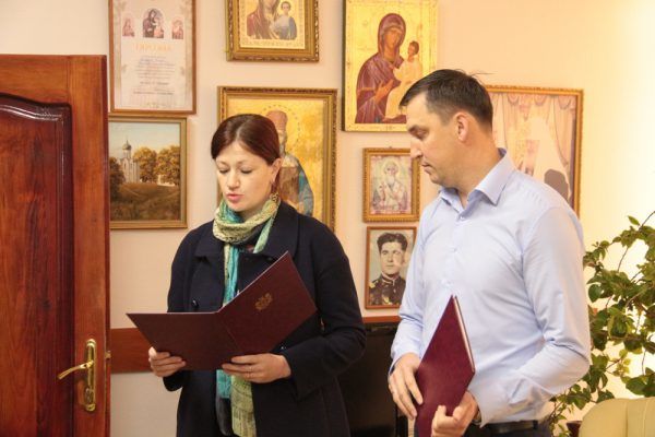 Doi locuitori din stânga Nistrului au devenit, oficial, cetățeni ai R. Moldova.