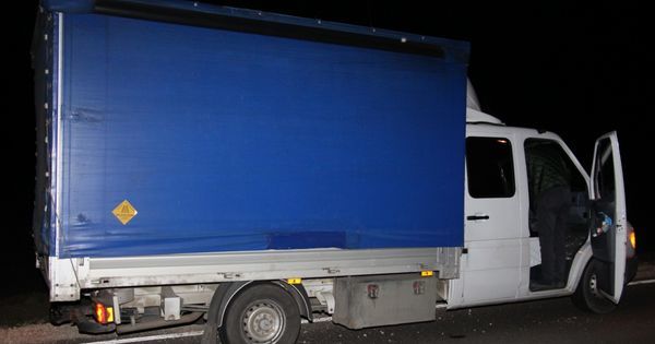 В Унгенах грузовик насмерть сбил 19-летнего юношу.