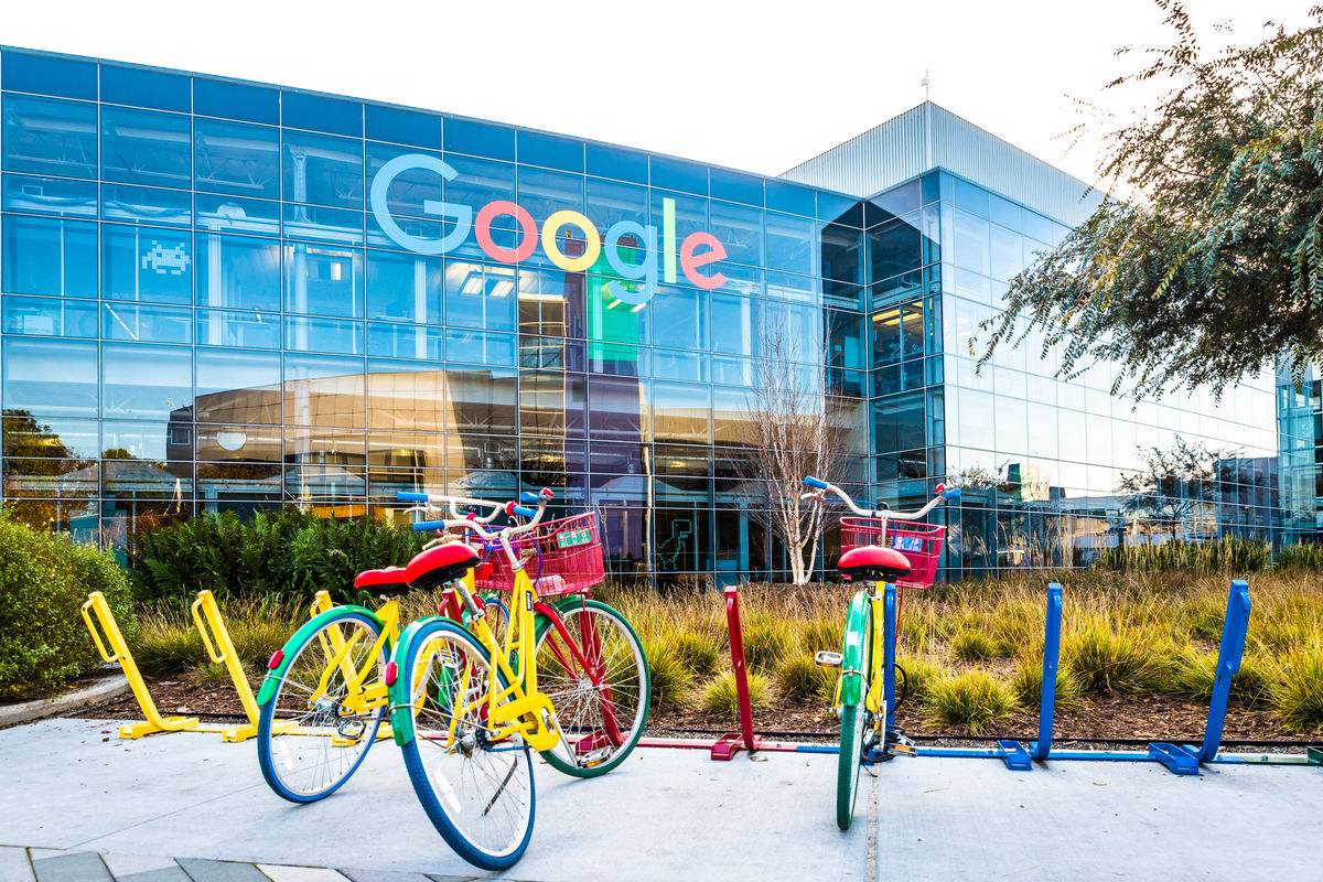 Google забрала у сотрудников сушеные манго и драже M&amp;Ms.