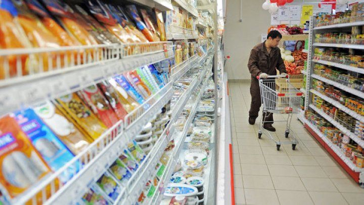 Тысячи шведов вживили себе чипы для оплаты покупок в магазинах и доступа в офис.