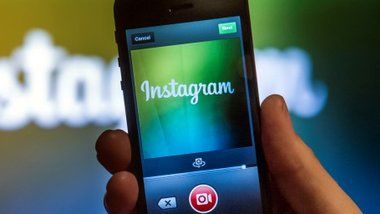 Instagram позволит модерировать комментарии по ключевым словам.