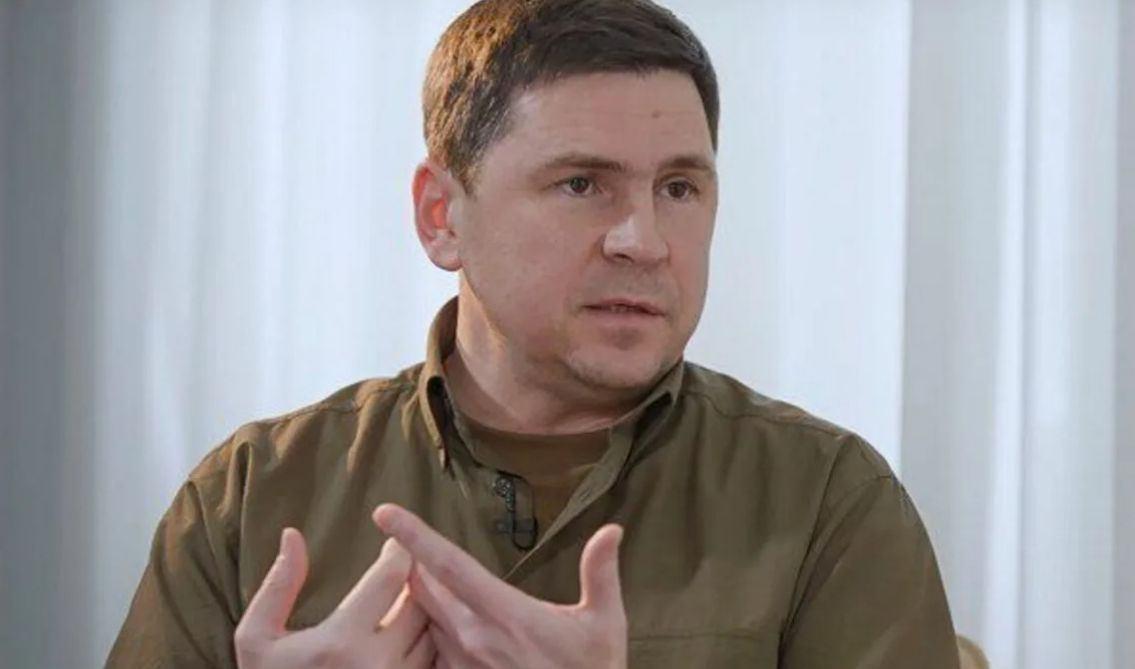 Подоляк о Лукашенко: Называет контрнаступление выдумкой и ставит "зубы дракона".