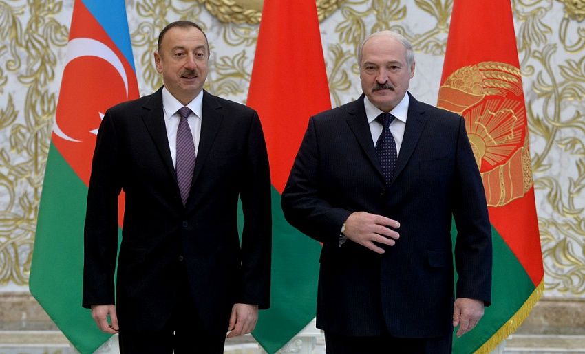 Лукашенко рассказал о предложении Алиева "поднять Армению".