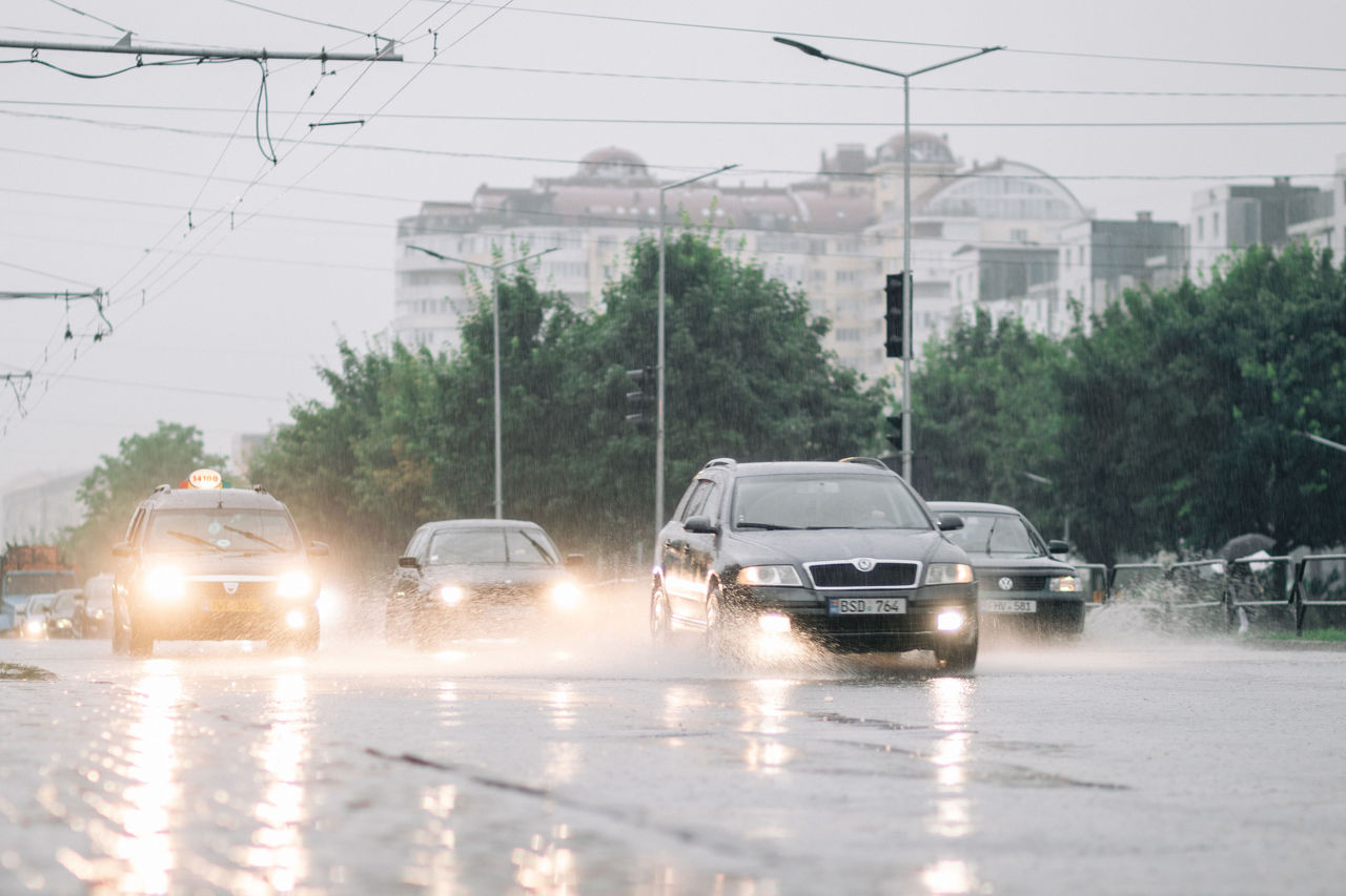 Avertizare meteo: Cod Galben de instabilitate atmosferică. Foto: Point.md.