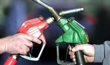 La finele anului trecut șoferii au fost bucurați cu o noutate și anume cu reducerea prețurilor la carburanți.