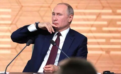 Более половины россиян не заинтересовались пресс-конференцией Путина.
