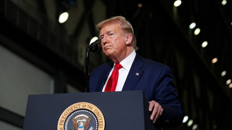 Неизвестные отправили Трампу посылку с ядом рицином.