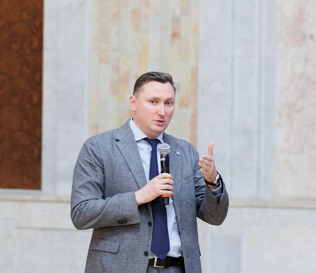 Avocatul Poporului condamnă discursurile de ură din campania electorală: Există viață și după alegeri.