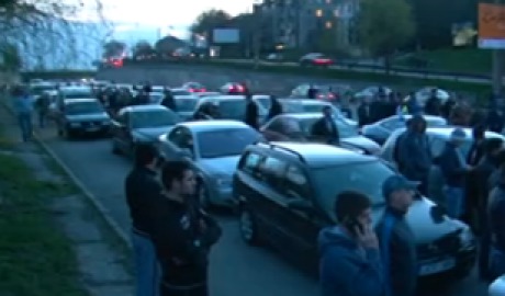 Zeci de şoferi de maşini cu numere străine au ieşit din nou la protest. Foto: jurnal.md