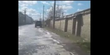 Un oraş întreg din Rusia, inundat de tone de suc, după ce acoperişul fabricii s-a surpat. Foto: agora.md