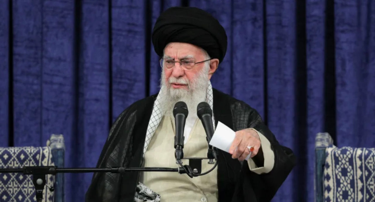 Liderul suprem al Iranului, Ali Khamenei, a ales trei succesori în cazul în care va fi asasinat.
