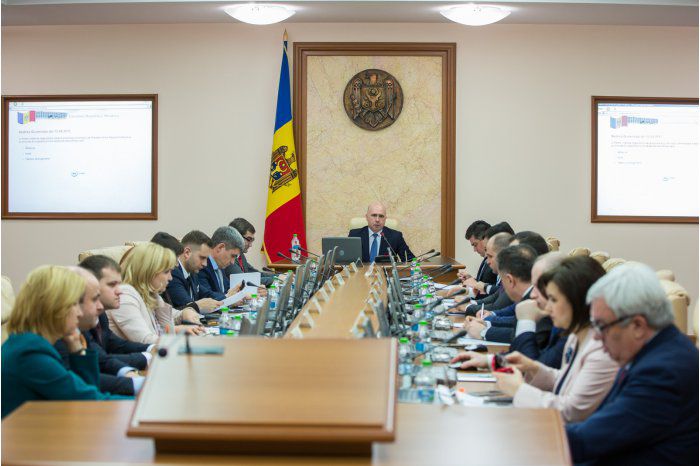 Власти Молдовы и Румынии начнут переговоры по установлению совместного контроля на границе.