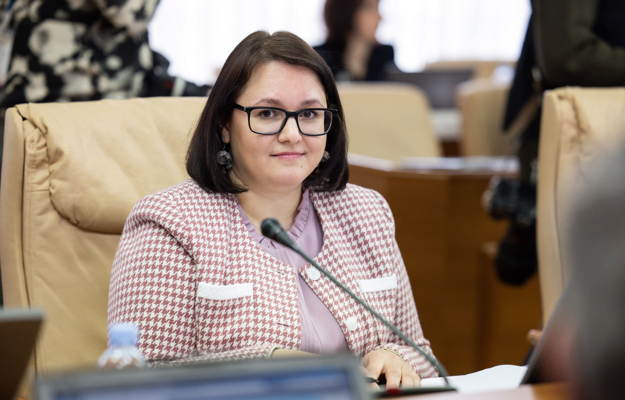Министр инфраструктуры владеет квартирой, авто и хранит в банке 360 000 леев.