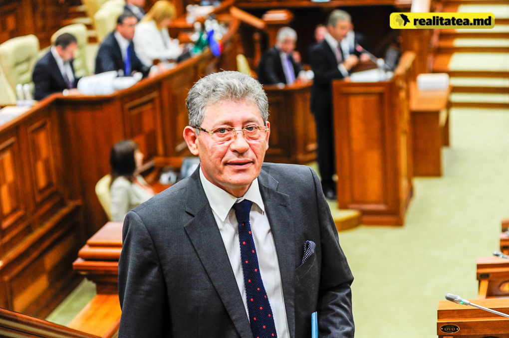 Либерал заявил, что местные органы власти избраны гражданами демократическим путем и имеют право решать, чего они хотят. Фото: realitatea.md.