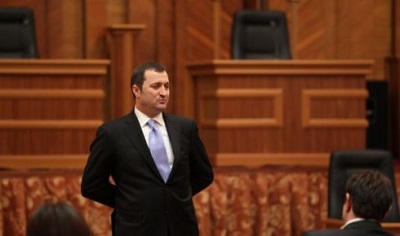 Влад Филат назвал политической безответственностью объявление Партией коммунистов вотума недоверия правительству.