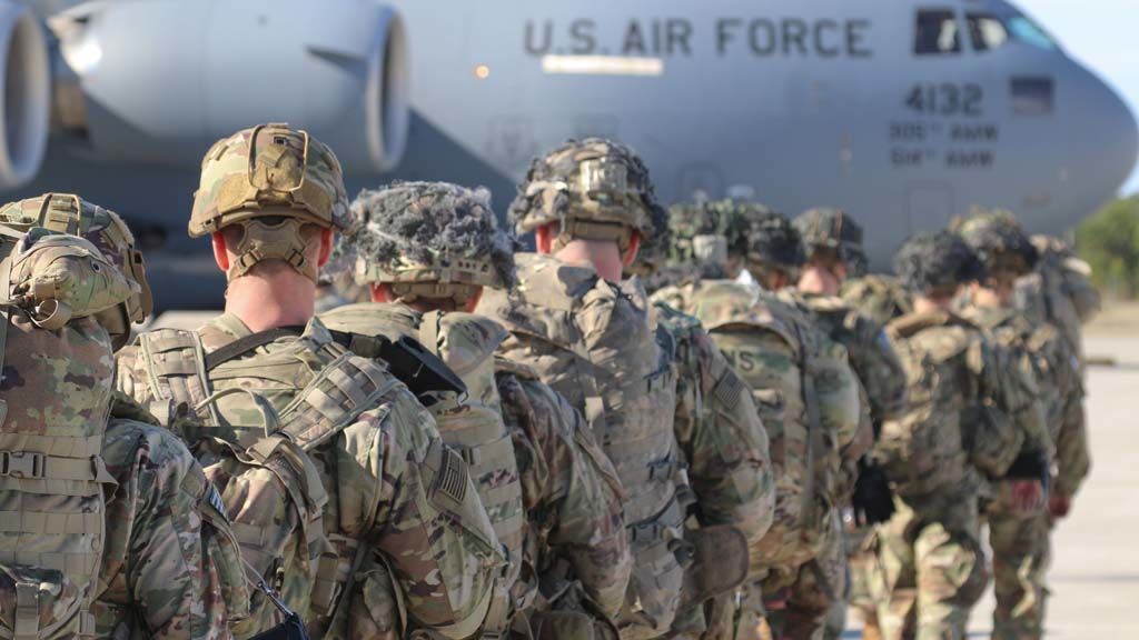 Хакеры распространили ложную информацию о выводе войск США из Кувейта.