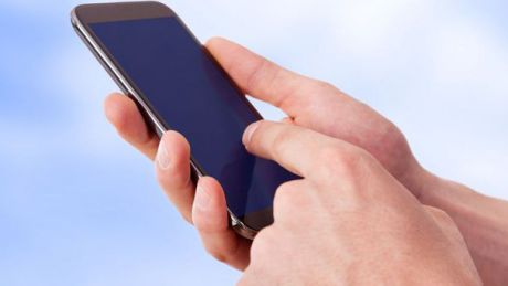 A fost inventat telefon care nu are nevoie de încărcător. Foto: descopera.ro