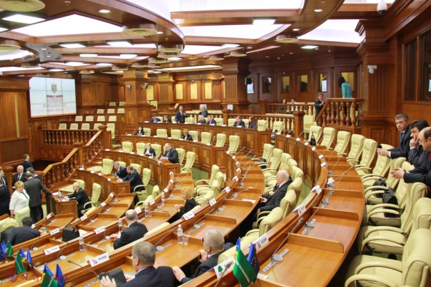 Deputații din noul Parlament se vor întruni în cea de-a doua ședință pe 15 ianuarie.