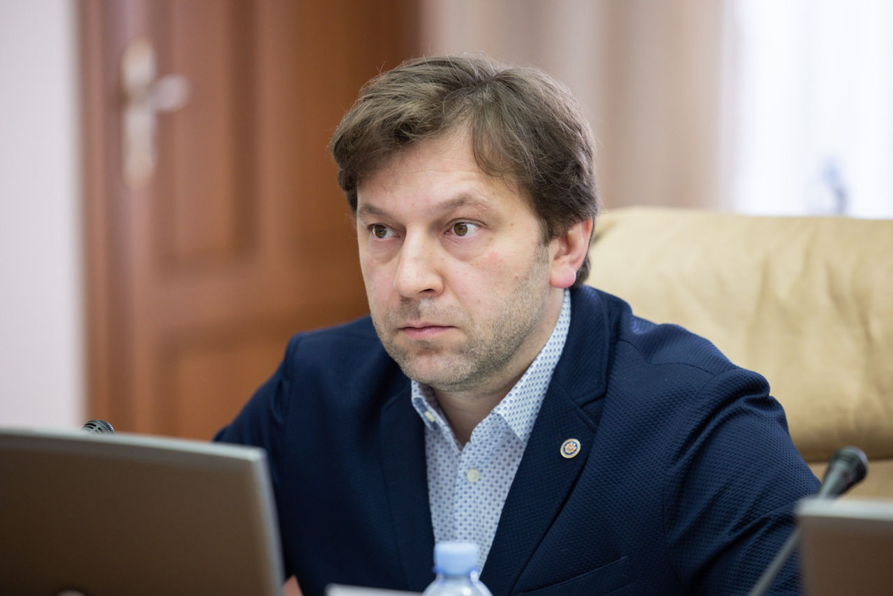 Вице-премьер, министр экономического развития и цифровизации Думитру Алайба.  