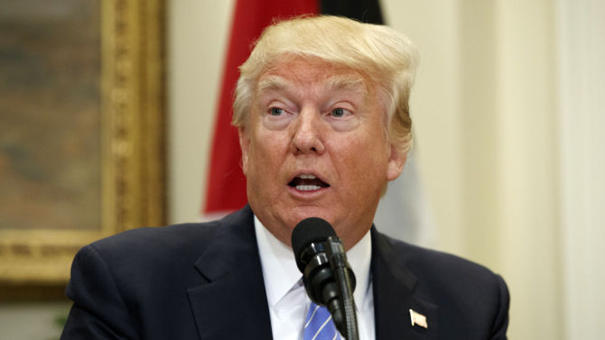 A fost făcut primul pas pentru punerea sub acuzare şi demiterea lui Trump. Foto: CNN