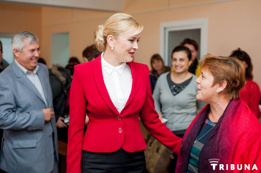 Жители юга Молдовы встретились с кандидатом в президенты Попенко.