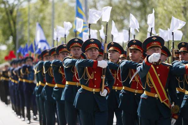 Putin a semnat luni un decret prin care ridică embargoul cu privire la livrarea către Iran a sistemului de rachete de tip S-300. Foto: libertatea.ro